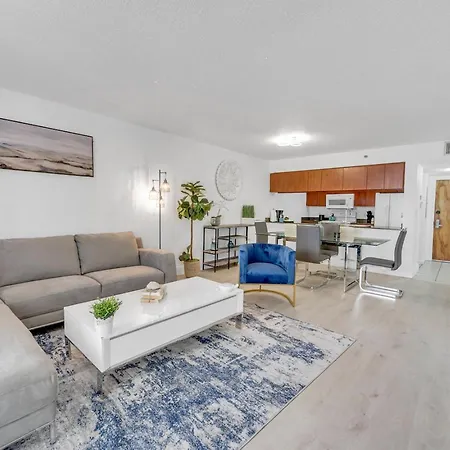 Modern Highrise 1Br Condo Brickell/Freeparking